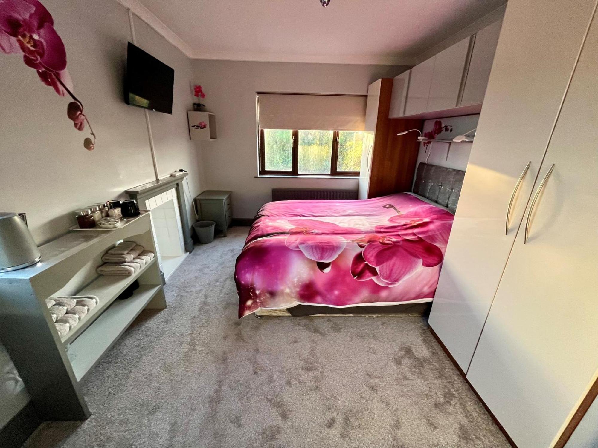 Willow Ridge - A Large Country House With 3 Rental Rooms Clutton Eksteriør bilde